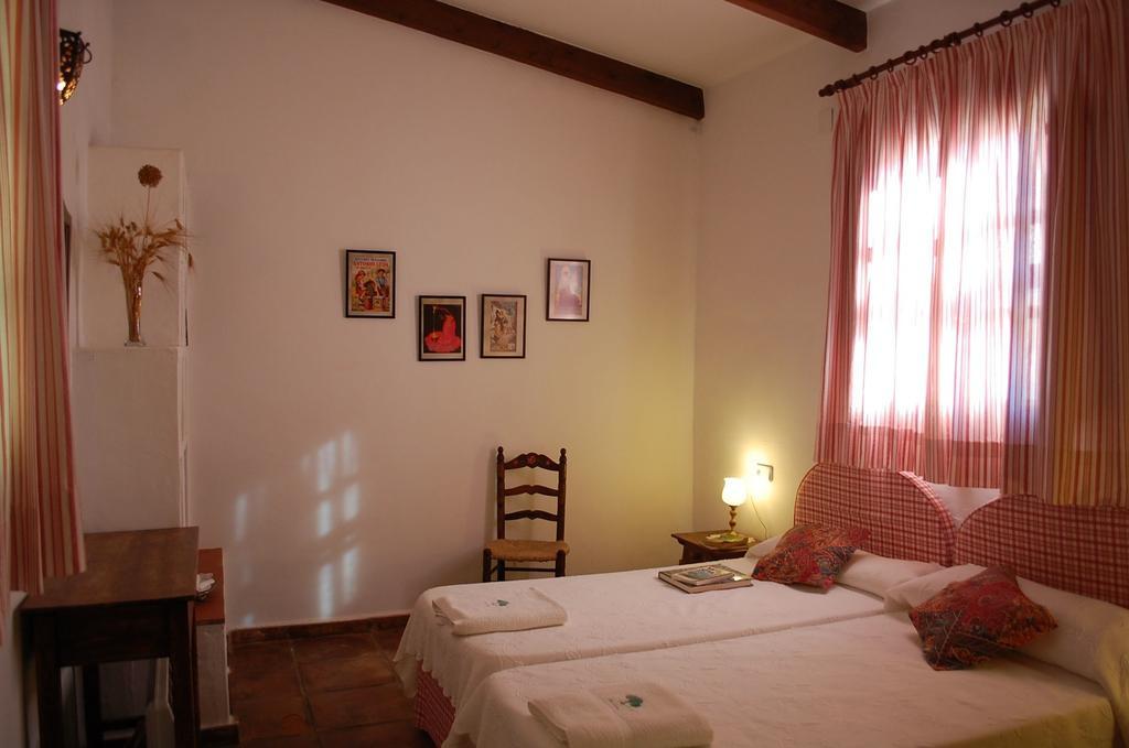 Maison d'hôtes Hacienda Dos Olivos à Aznalcázar Chambre photo